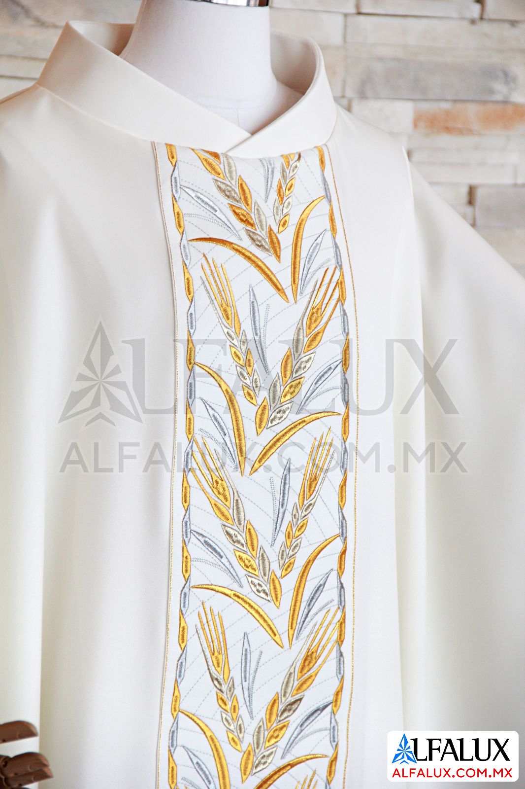 31 VITALIS ALFALUX Casulla Blanco Central 120 (3)